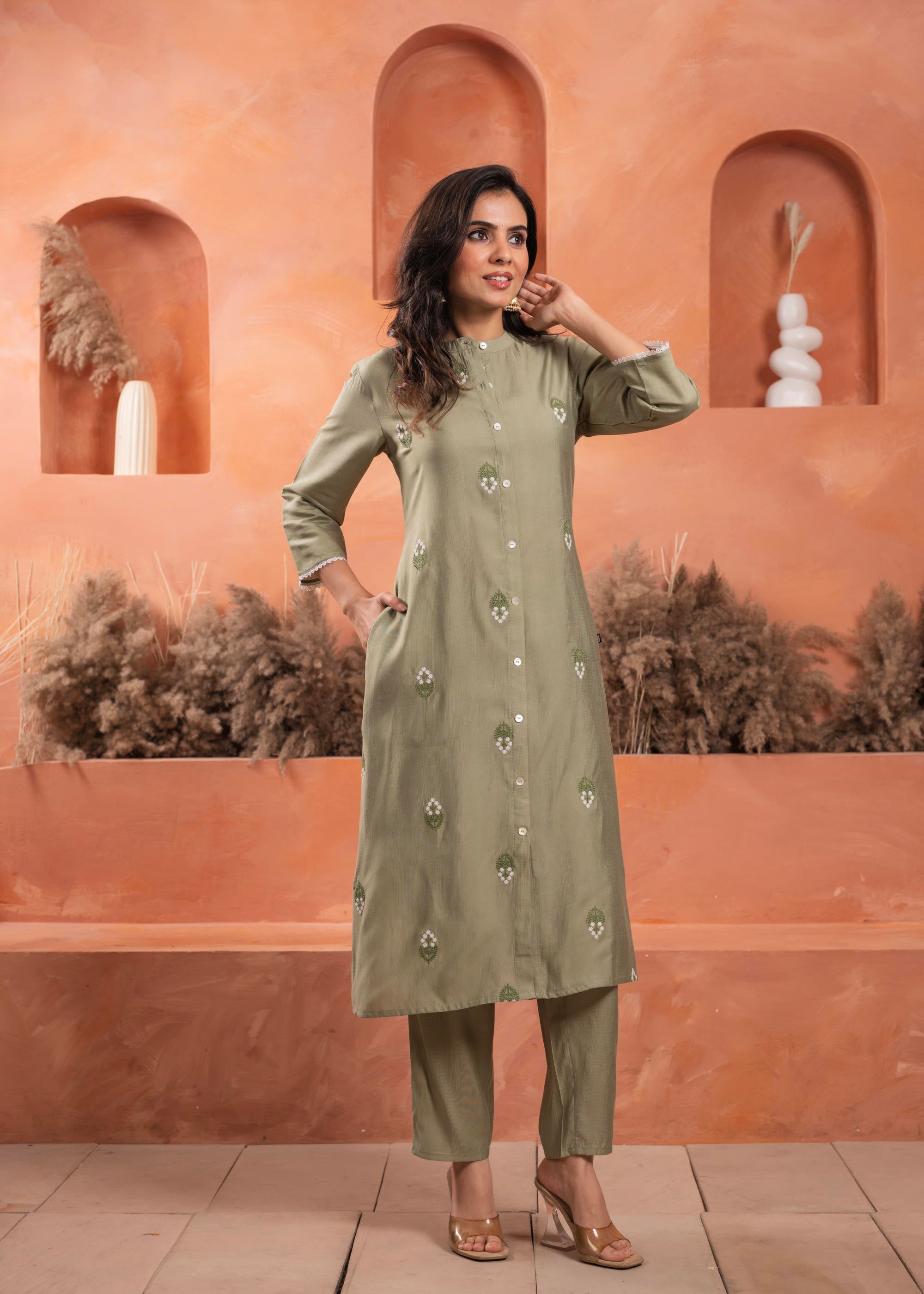 Olive Embroiderd Kurta And  Solid Bottom With Cotton Lace And Buttons