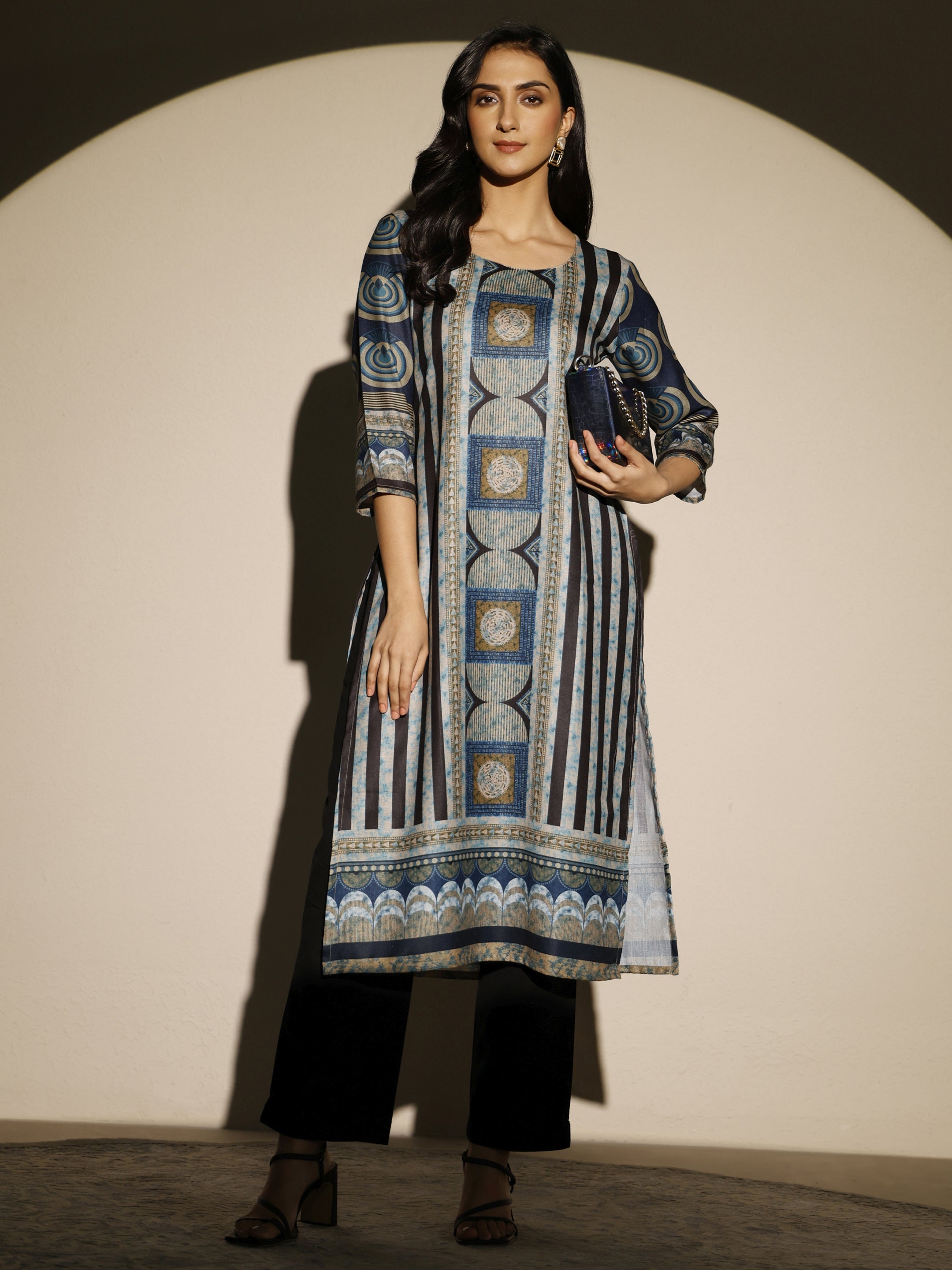 Blue printed cotton blend straight kurta for women, stylish Libas kurti with floral pattern and comfortable fit.