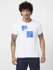 Men White Blended Slim Fit Half Sleeve Round Neck Printed Tshirt