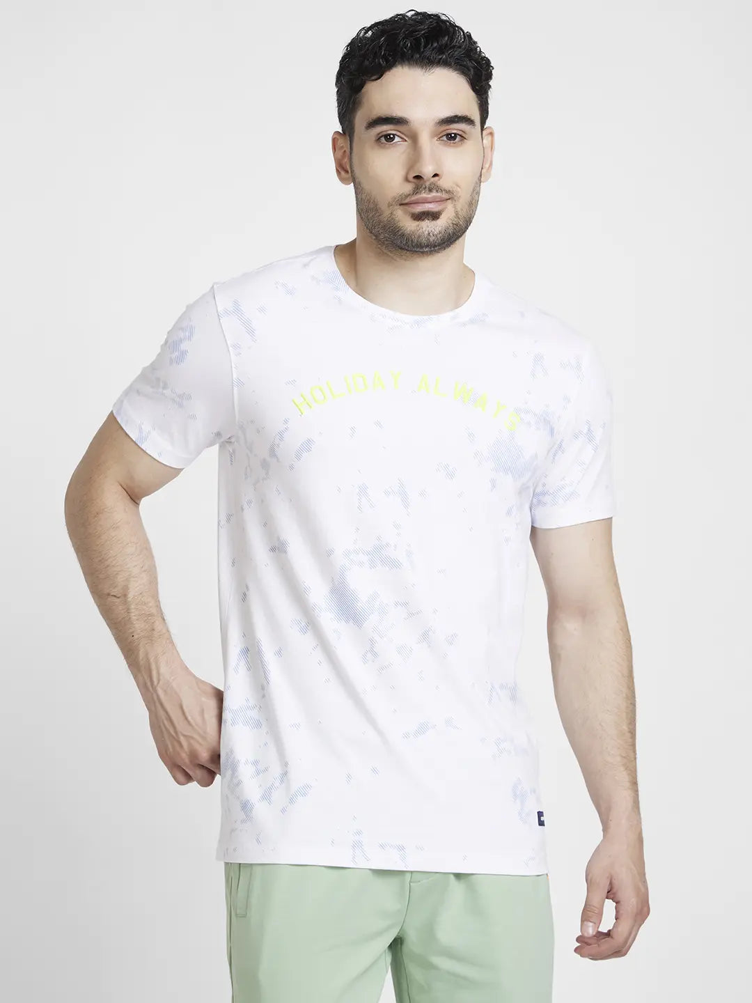 Men White Cotton Slim Fit Printed Round Neck Tshirt