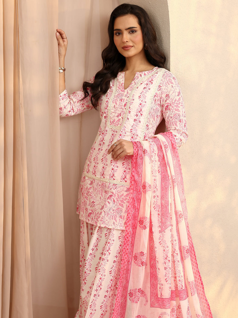 Libas ladies pink printed cotton kurti 2-piece set with matching dupatta, straight fit, stylish western wear for women.